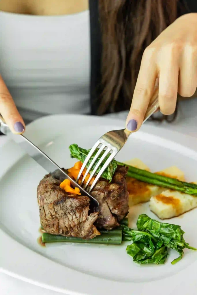 Room service at al habtoor