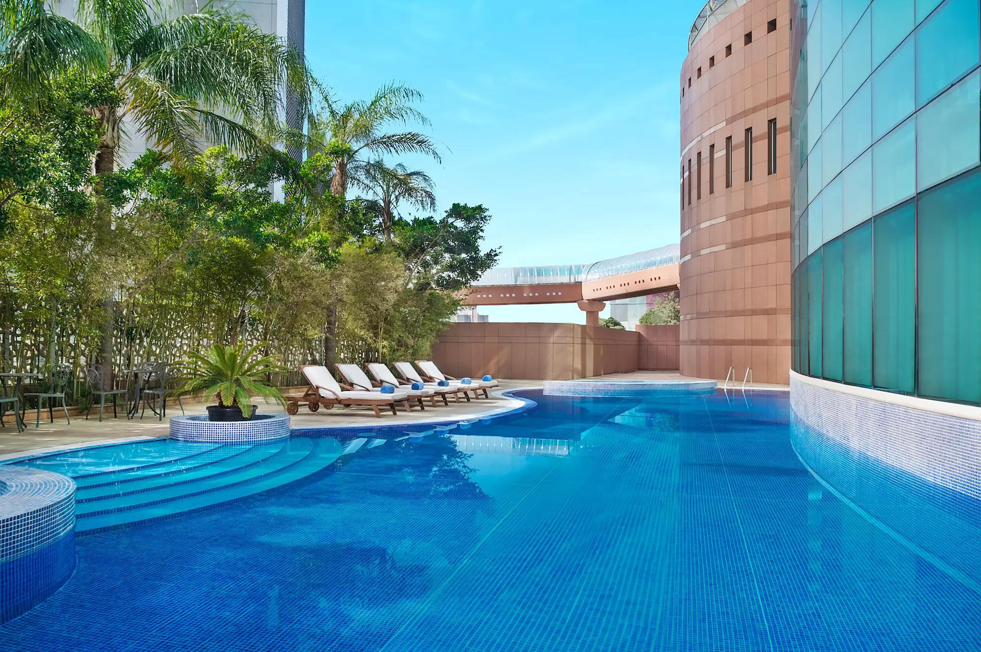 The Pool at al habtoor